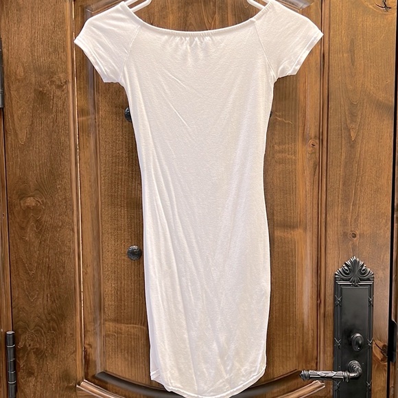 PrettyLittleThing Off the Shoulder Dress - Picture 1 of 4